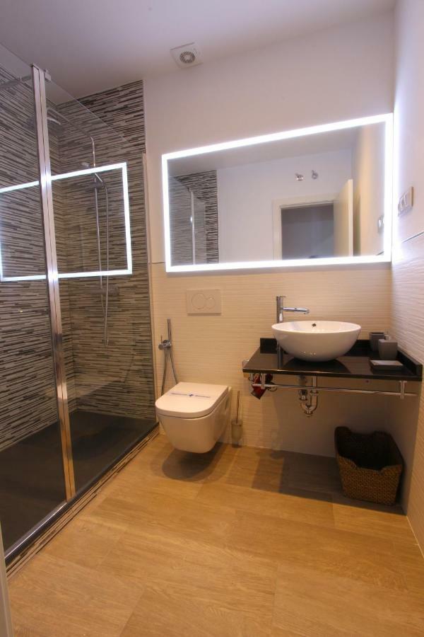 Alma Suites Madrid Extérieur photo